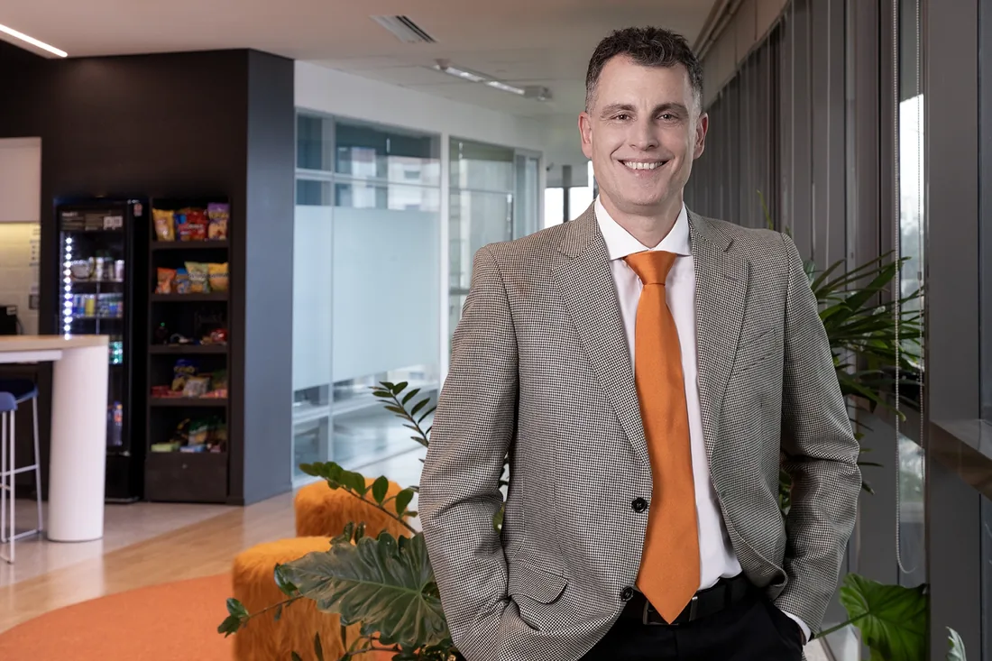 Martin Ribichich, CEO da PepsiCo, em retrato executivo feito por Alessandro Couto